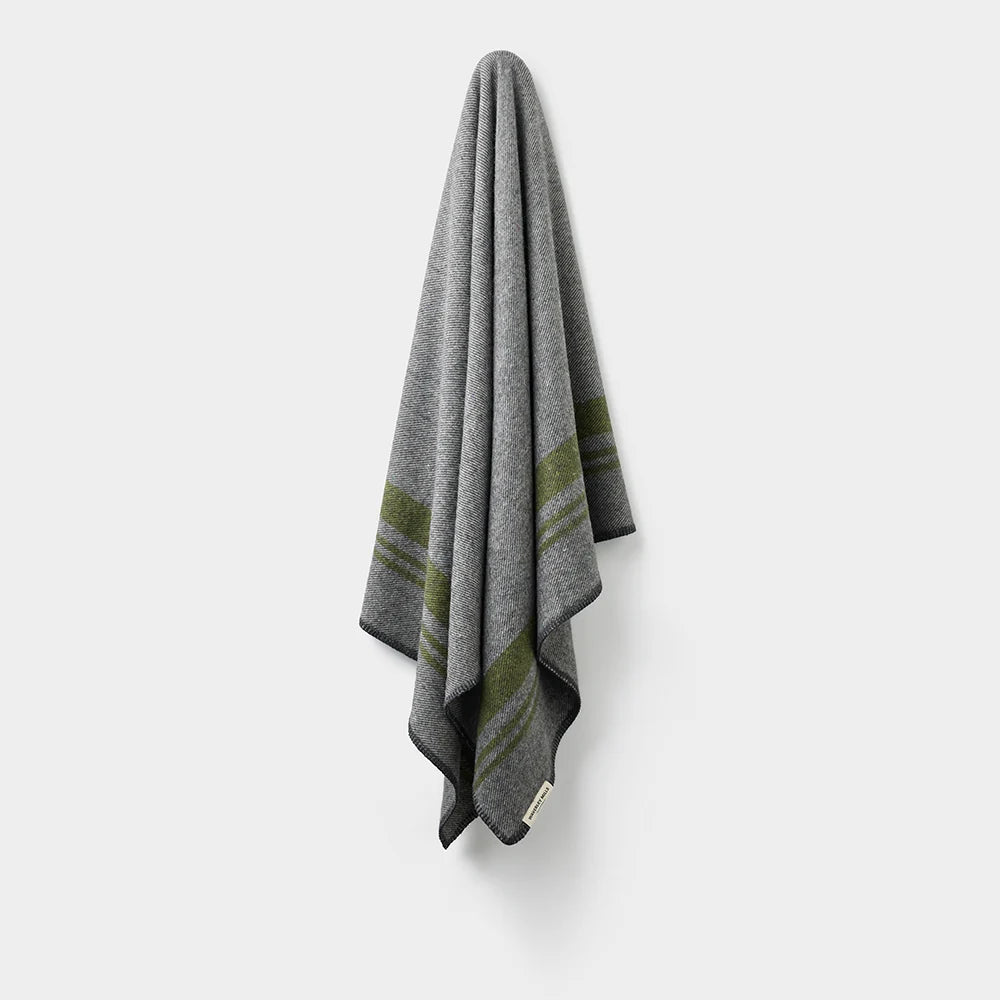FIELD BLANKET