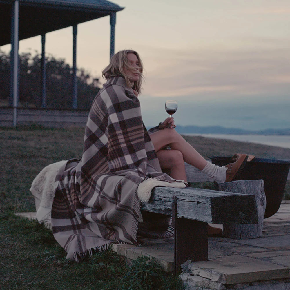 TASMAN TARTAN CAMP BLANKET